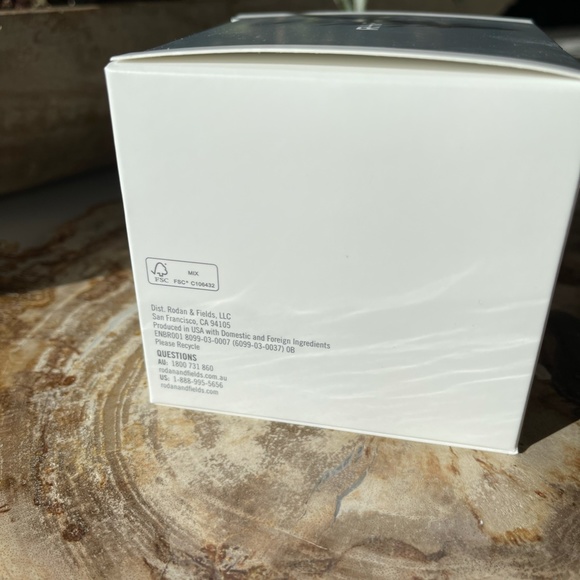NWT Rodan + Fields Active Hydration Body Replenish Hydrating cream for dry skin! - Picture 3 of 4